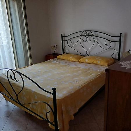 Casa Rosellina Apartment เชฟาลู ภายนอก รูปภาพ