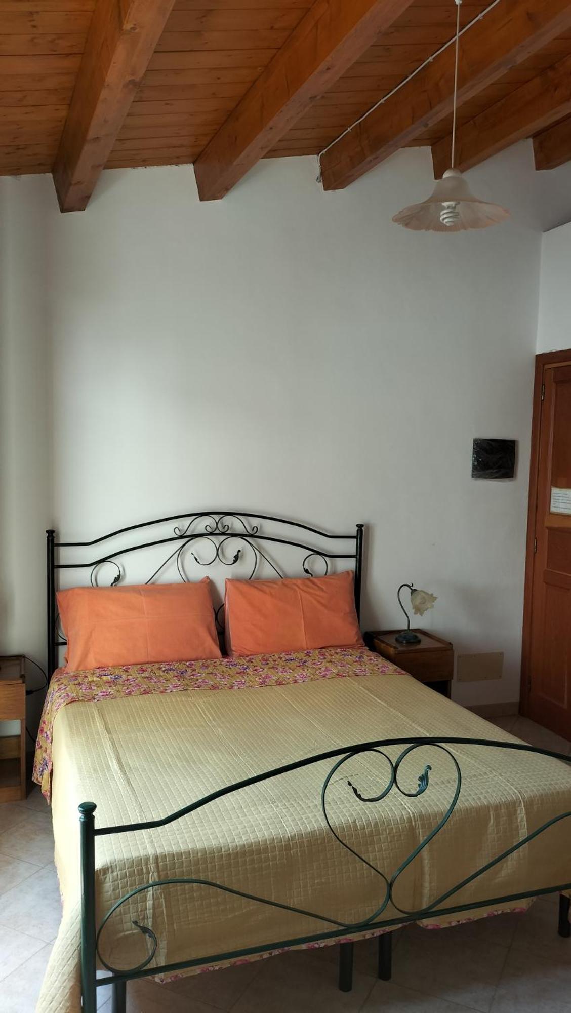 Casa Rosellina Apartment เชฟาลู ภายนอก รูปภาพ
